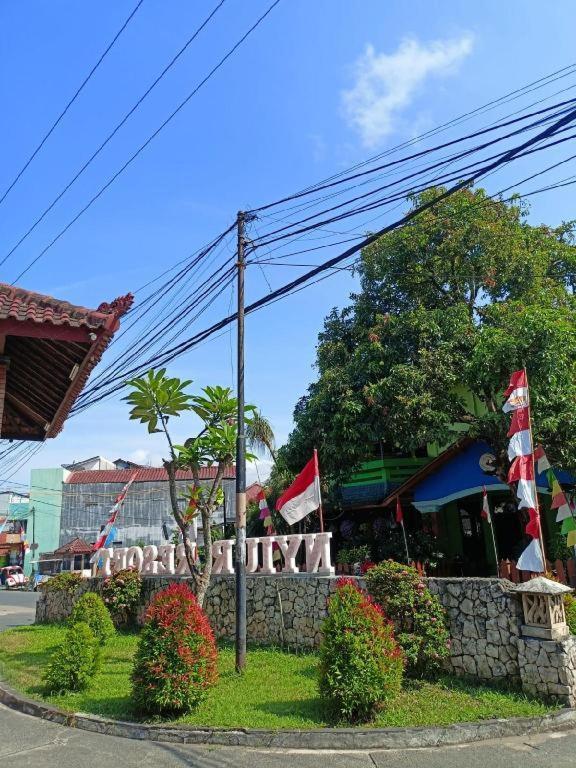 Nyiur Resort Hotel Pangandaran Bagian luar foto