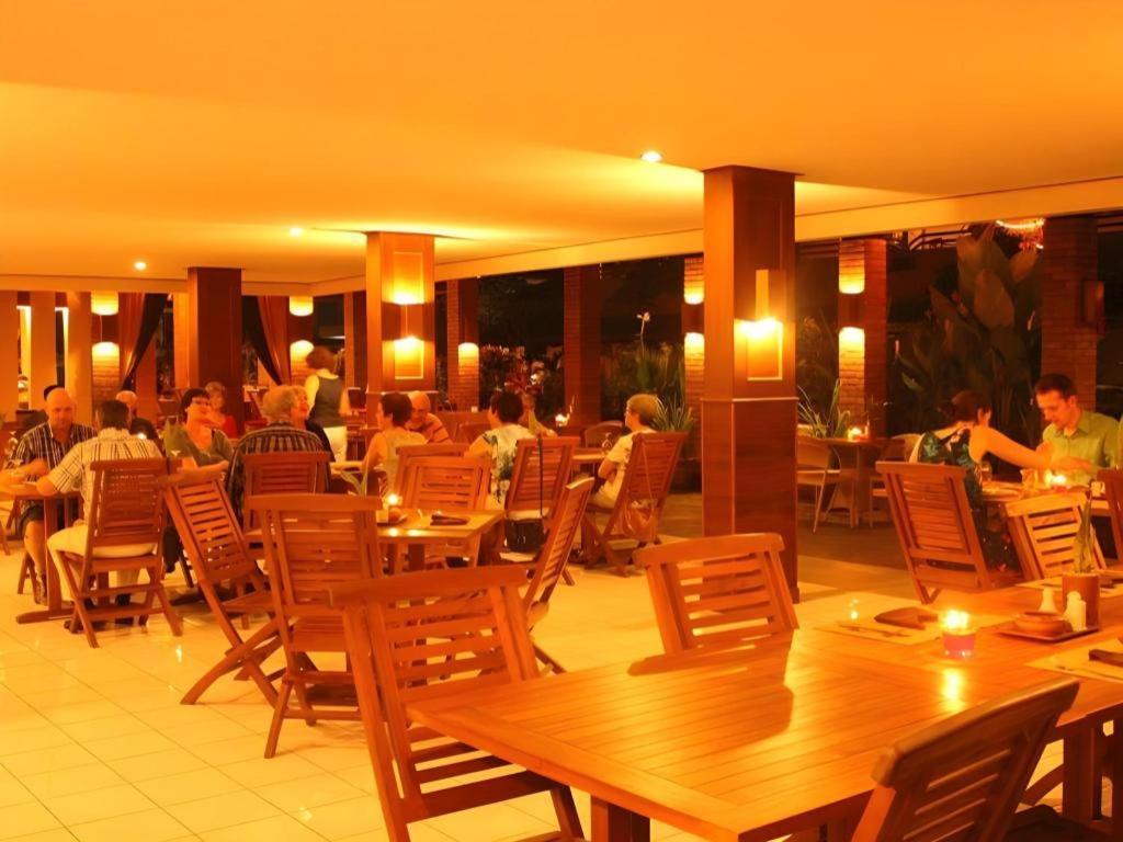 Nyiur Resort Hotel Pangandaran Bagian luar foto