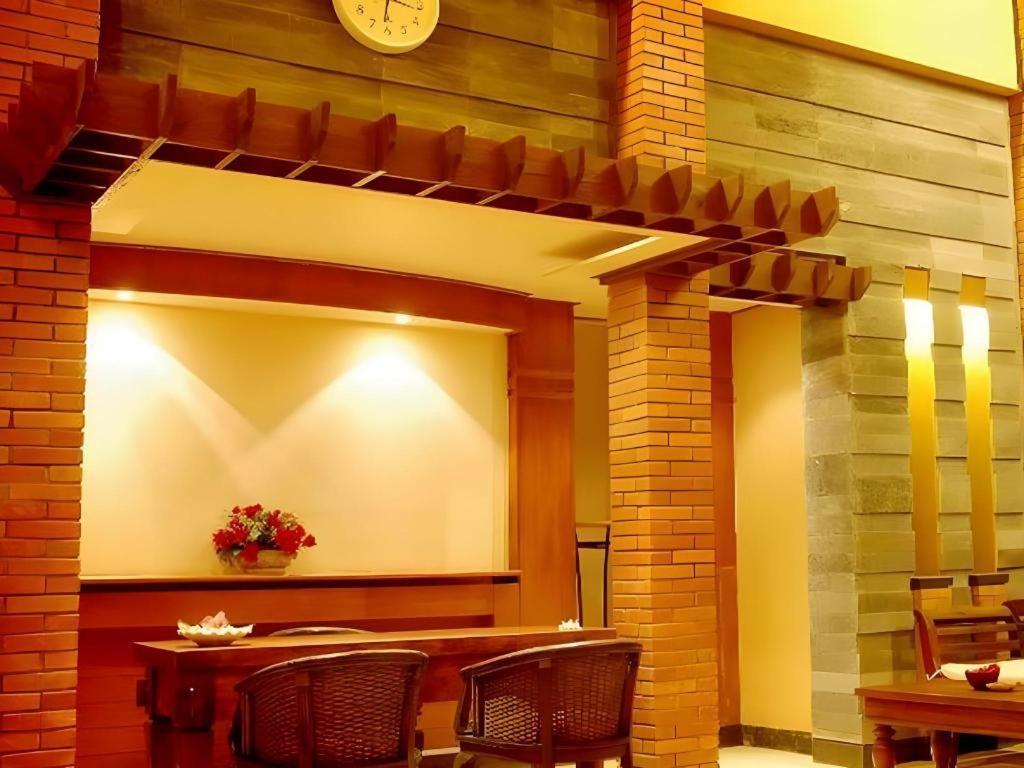 Nyiur Resort Hotel Pangandaran Bagian luar foto